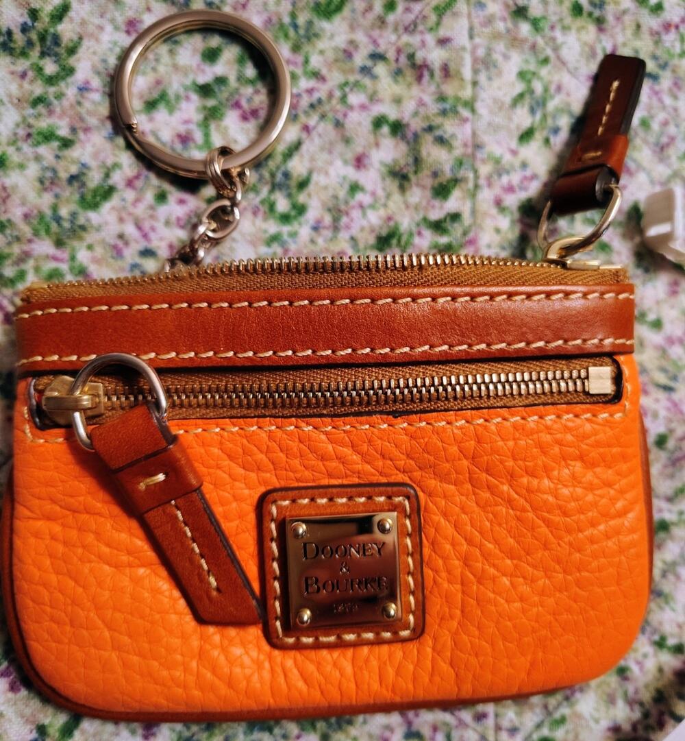 DOONEY & BOURKE Coral Orange Pebble Grain Coin Purse Wallet w/ Keychain EUC